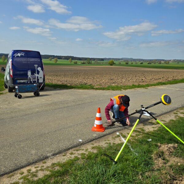 Testmessungen auf dem offiziellen Testgelände in Osterhofen